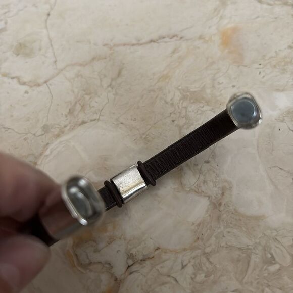 New! Handcrafted Leather Cuff Style Bracelet - Picture 9 of 10